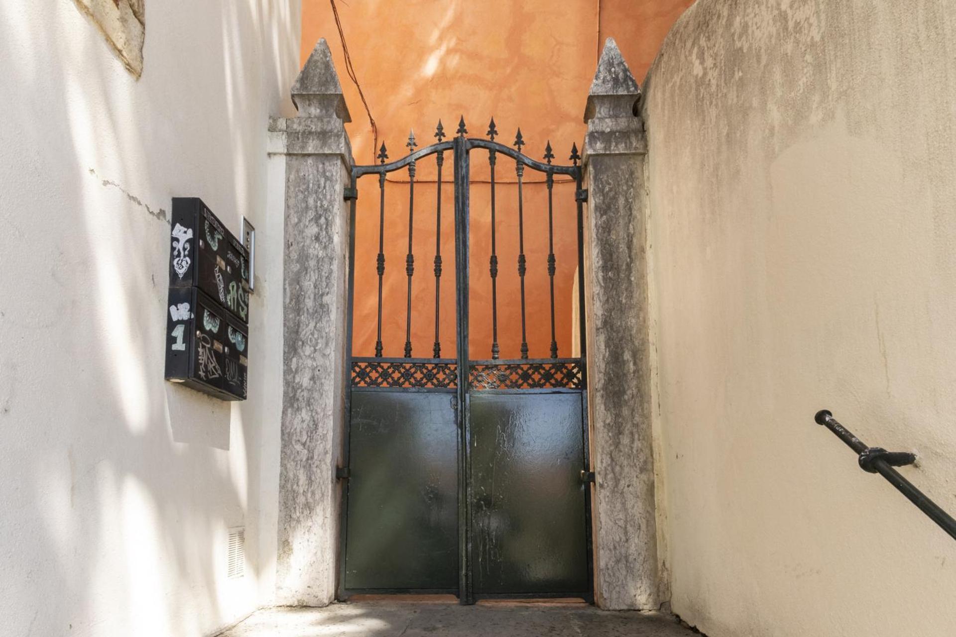 Duplex No Centro Historico De Lisboa - Ttl321 Apartment Exterior photo
